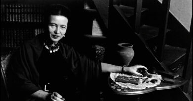 FRANCE. Paris. 1952. The French writer Simone de BEAUVOIR in her apartment.