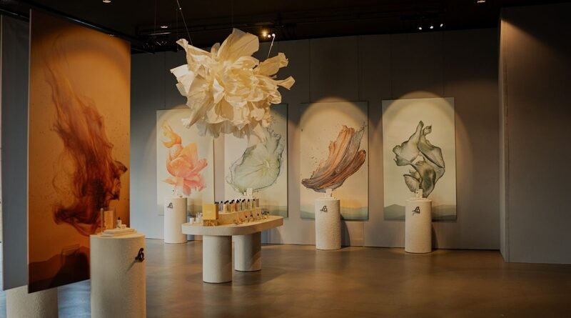 Exposição artística de L'Occitane en Provence. (Créditos: Divulgação)