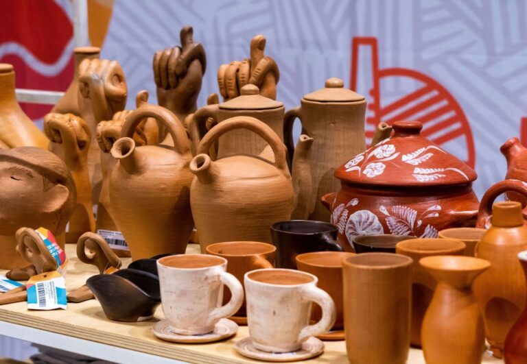 Escola Virtual do Artesanato da Bahia oferece cursos gratuitos para artesãs e artesãos de todo o estado